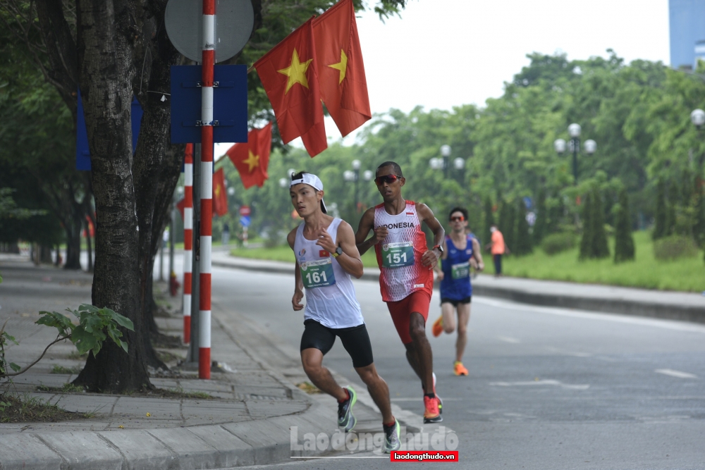Hoàng Nguyên Thanh giành HCV thứ 20 cho điền kinh Việt Nam tại SEA Games 31