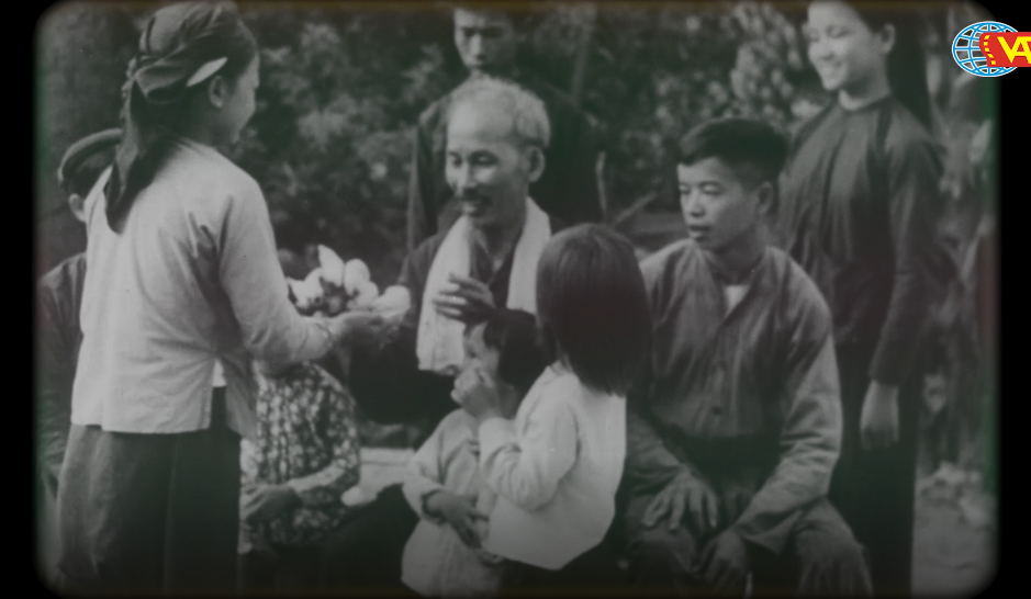 Sinh động phim tài liệu nghệ thuật "Hồ Chí Minh - Hành trình kiến tạo văn hóa hòa bình"