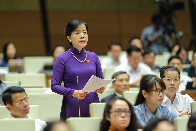 Đại biểu Quốc hội băn khoăn liệu có những “vụ Việt Á” trong lựa chọn sách giáo khoa?