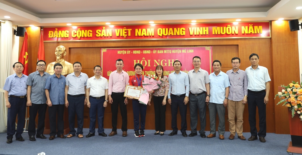 Huyện Mê Linh khen thưởng vận động viên có thành tích xuất sắc tại SEA Games 31