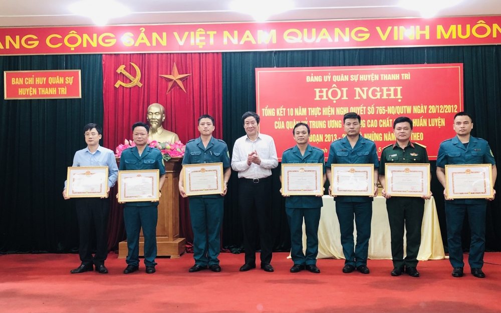Huyện Thanh Trì: Nâng cao chất lượng tổng hợp, sức mạnh chiến đấu của lực lượng vũ trang