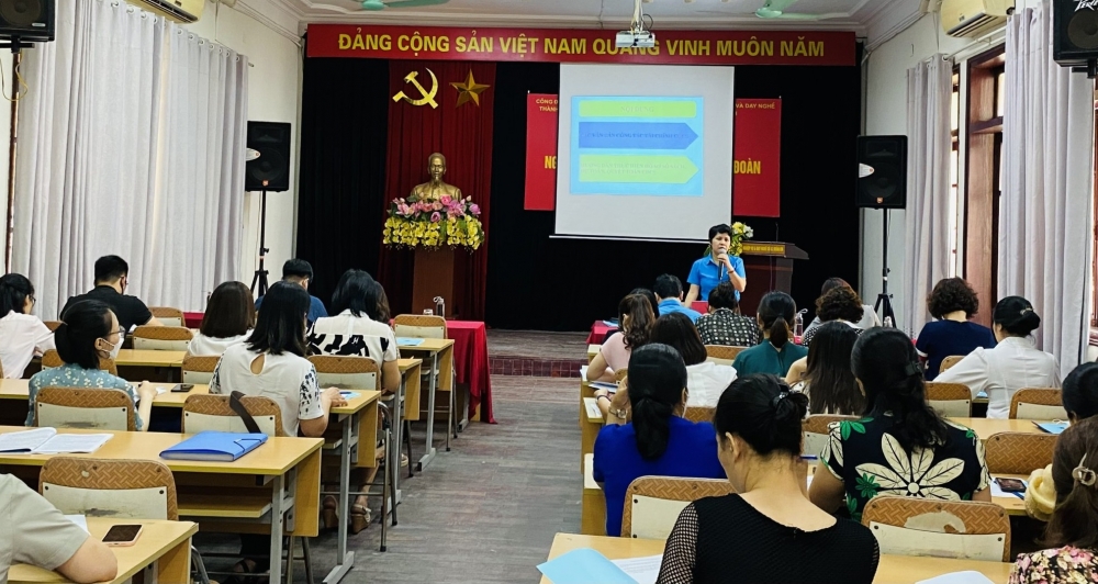 Công đoàn Viên chức thành phố Hà Nội: Trang bị nghiệp vụ công tác tài chính cho cán bộ công đoàn