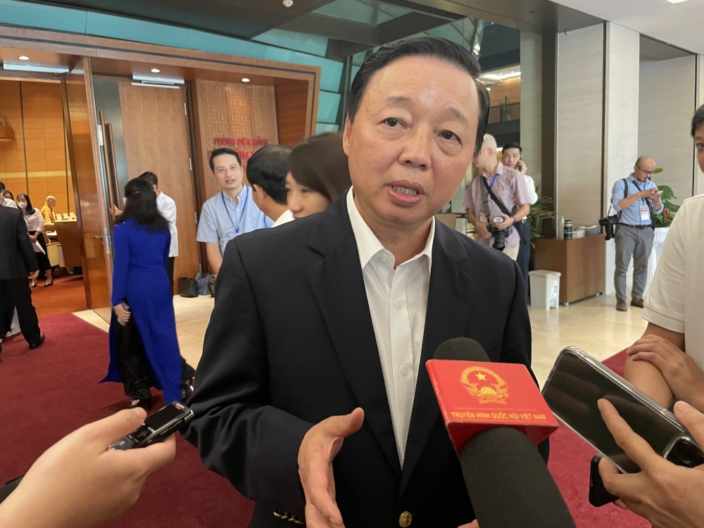 Bộ trưởng Trần Hồng Hà: Mưa lớn bất thường vào một thời điểm thì không hạ tầng nào chống chịu được