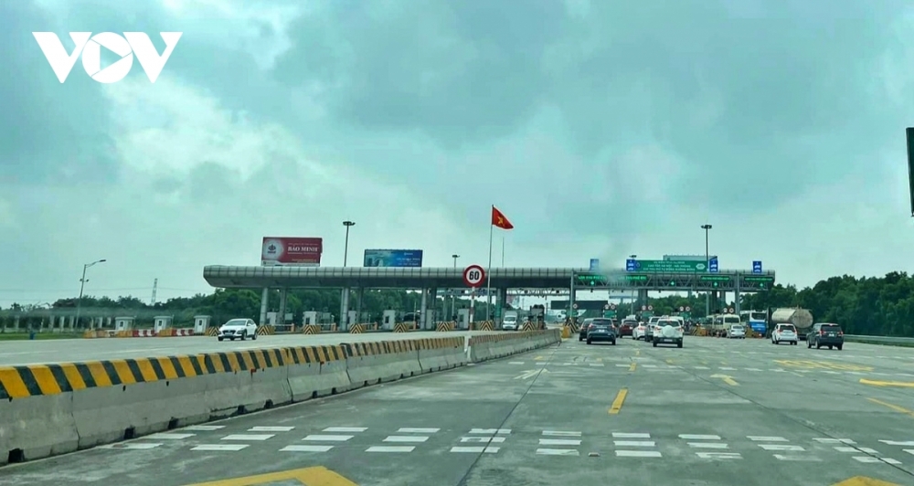 Từ hôm nay (1/6), chỉ thu phí không dừng trên cao tốc Hà Nội - Hải Phòng