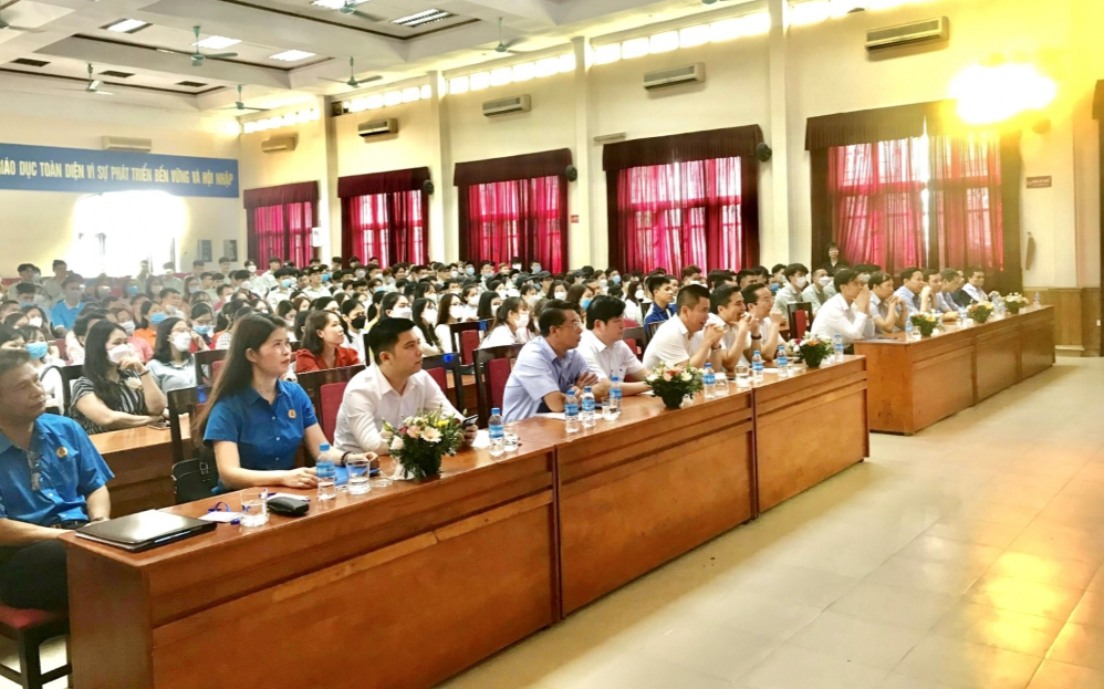 128 thí sinh tham dự Hội thi nghề giỏi trong CNVCLĐ quận Nam Từ Liêm năm 2022