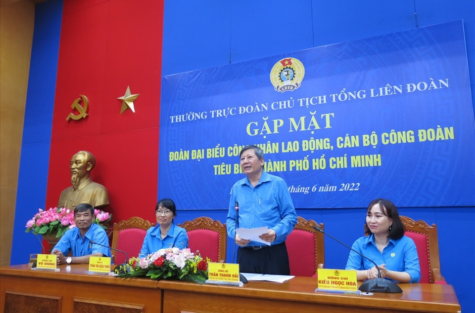 Lãnh đạo Tổng LĐLĐ Việt Nam gặp mặt công nhân lao động, cán bộ Công đoàn tiêu biểu thành phố Hồ Chí Minh