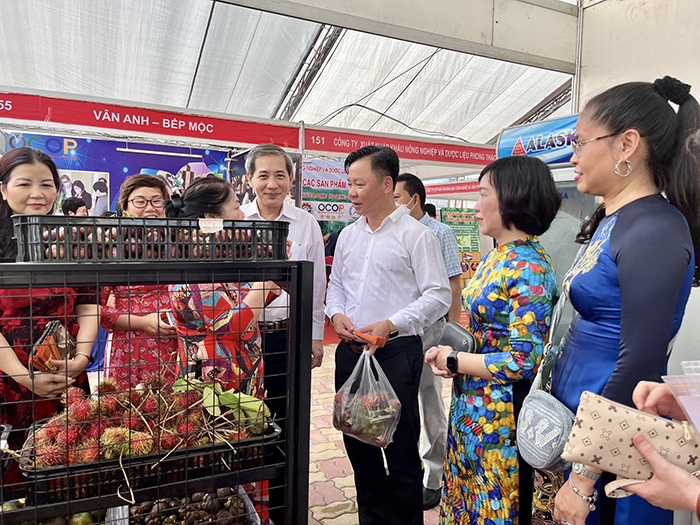 Khai mạc Hội chợ Hàng Việt quận Ba Đình năm 2022