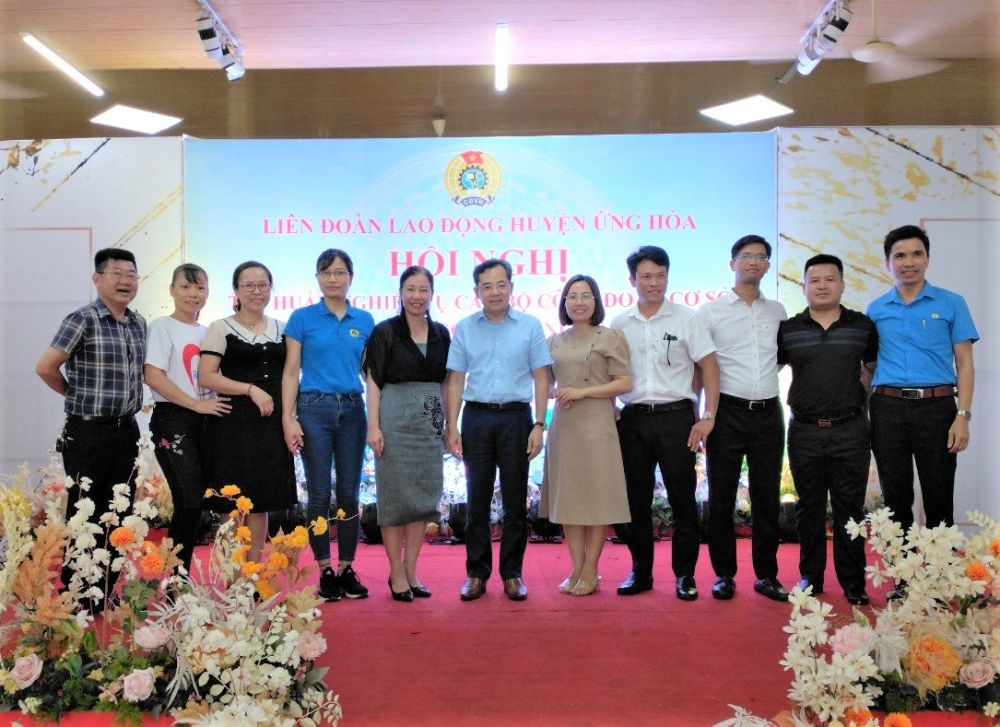 Huyện Ứng Hòa: Tập huấn nghiệp vụ cho cán bộ công đoàn cơ sở doanh nghiệp ngoài Nhà nước