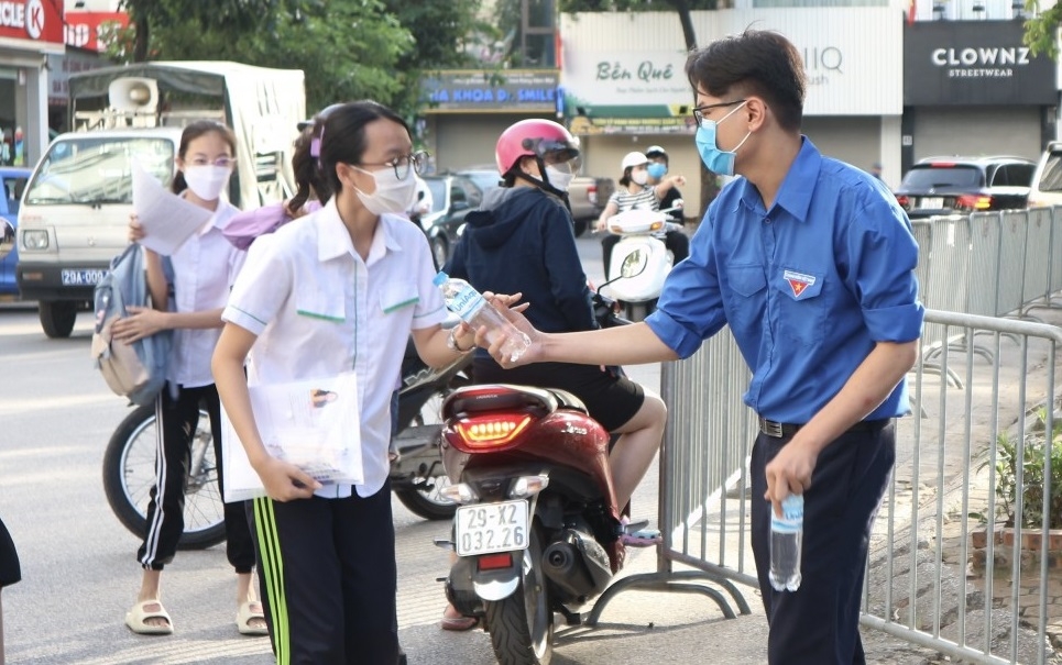 Điểm tựa giúp học sinh và phụ huynh khi tham dự các kỳ thi