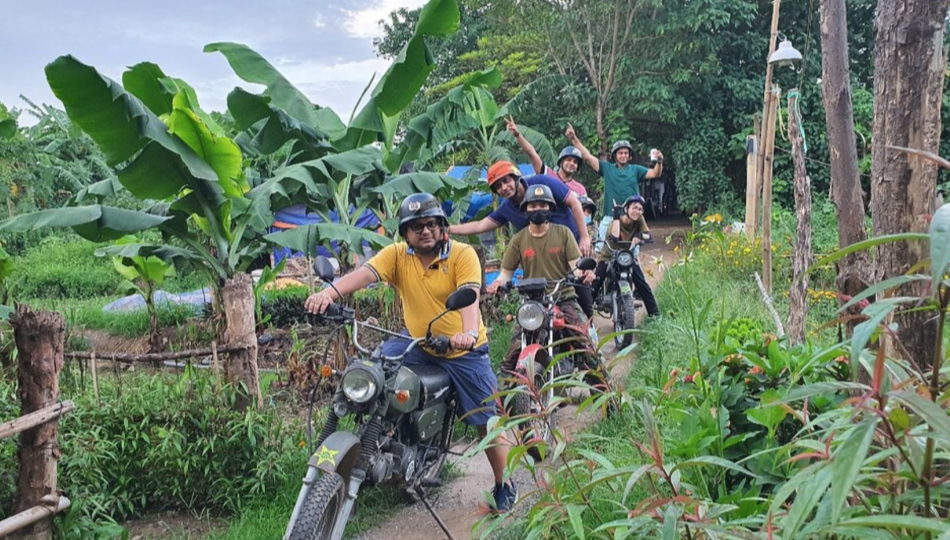 Tour xe máy khám phá ẩm thực, văn hóa Hà Nội vào Top trải nghiệm thú vị nhất châu Á 2022