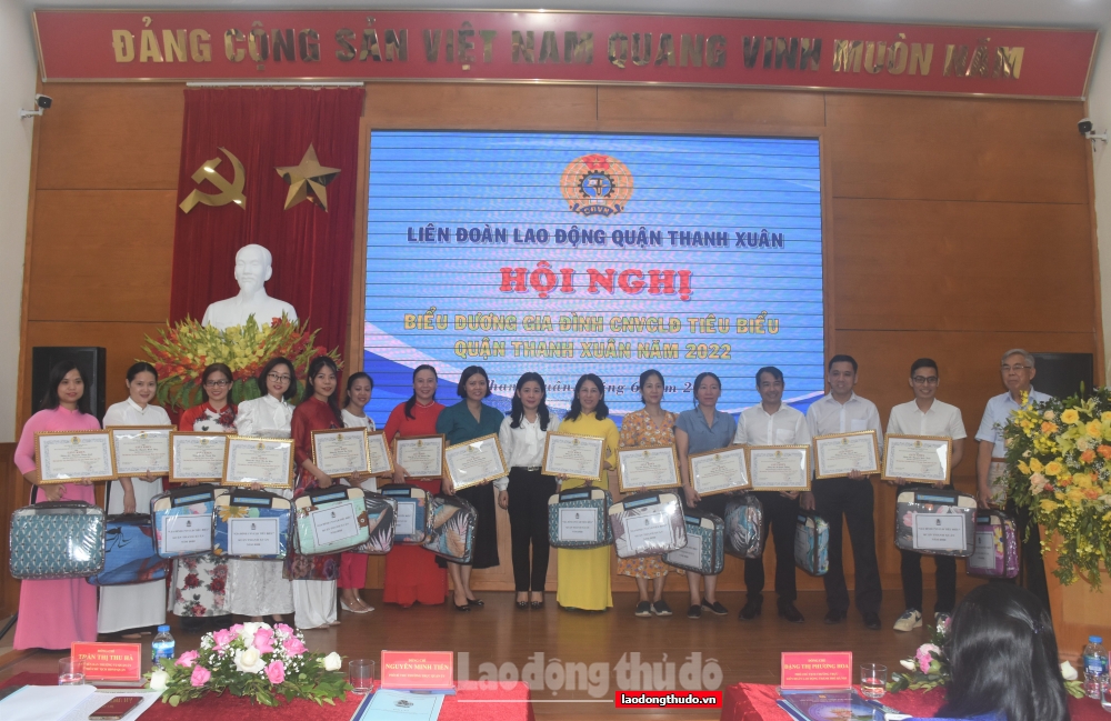 LĐLĐ quận Thanh Xuân: Nâng cao chất lượng phong trào thi đua trong CNVCLĐ