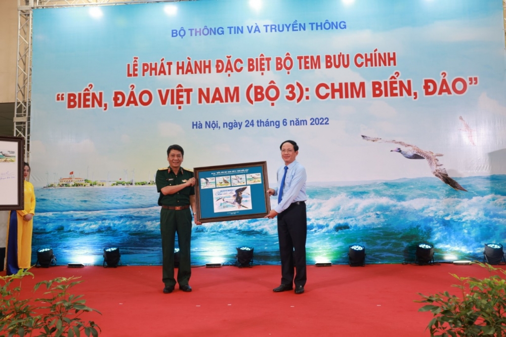 Phát hành bộ tem thứ ba về biển, đảo Việt Nam