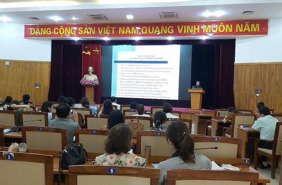 LĐLĐ quận Long Biên: Nâng cao kỹ năng, nghiệp vụ cho Chủ tịch Công đoàn cơ sở ngoài khu vực Nhà nước