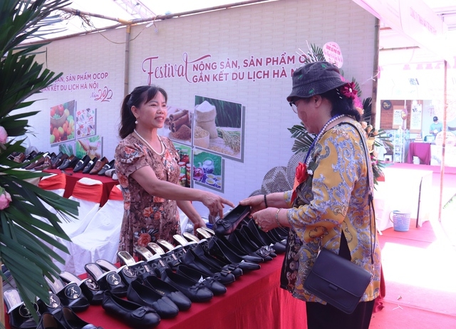 Hà Nội: Phát triển kinh tế làng nghề gắn với du lịch trải nghiệm