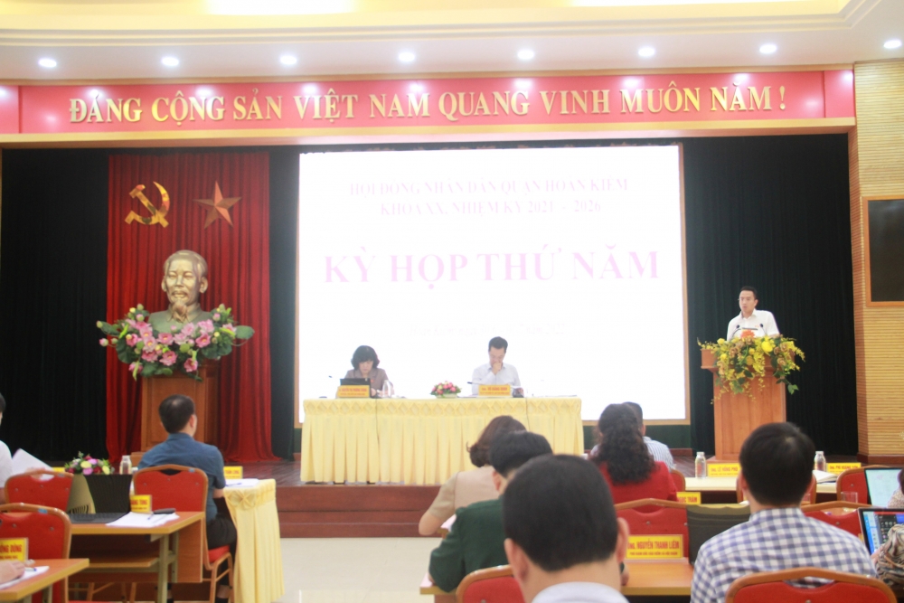 Kỳ họp thứ 5 HĐND quận Hoàn Kiếm khóa XX: Chất vấn nhiều nội dung quan trọng