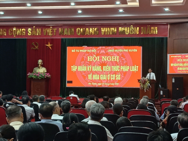 Huyện Phú Xuyên: Nâng cao kiến thức pháp luật, kỹ năng cho hòa giải viên