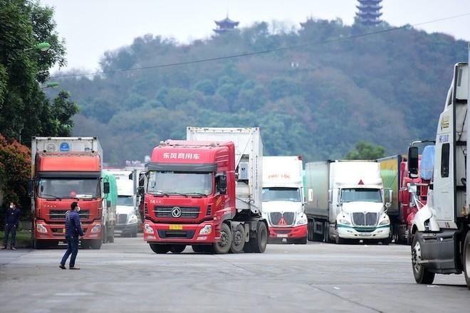 Xuất khẩu sang Trung Quốc còn khó khăn, nguy cơ lại ùn tắc hàng hóa ở cửa khẩu
