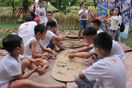 Tháng 7 này, trở về ký ức tuổi thơ tại Làng Văn hóa Du lịch các dân tộc Việt Nam