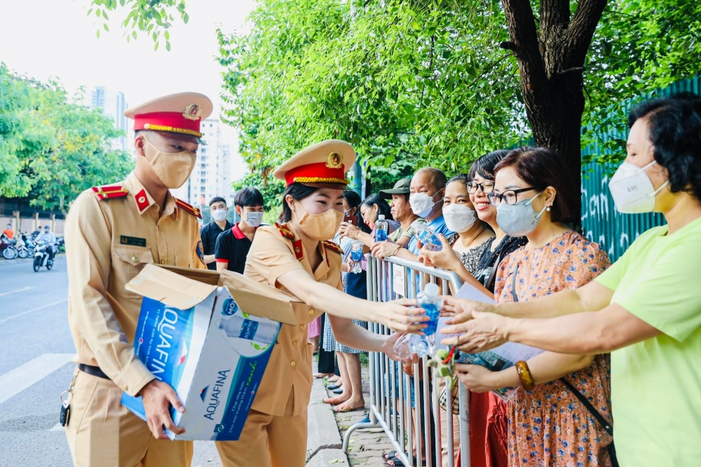 Hà Nội: Lực lượng Công an tham gia đảm bảo an ninh trật tự tại các điểm thi tốt nghiệp THPT 2022
