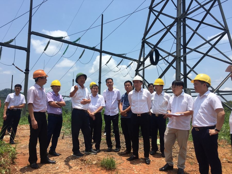 Tháo gỡ vướng mắc, đẩy nhanh các dự án lưới điện tại Hà Giang
