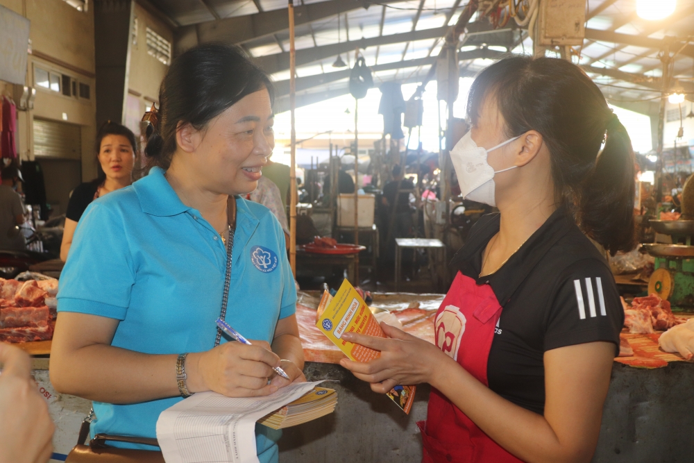 Hà Nội: Ra quân vận động người dân tham gia bảo hiểm y tế - vì sức khỏe, hạnh phúc mọi gia đình