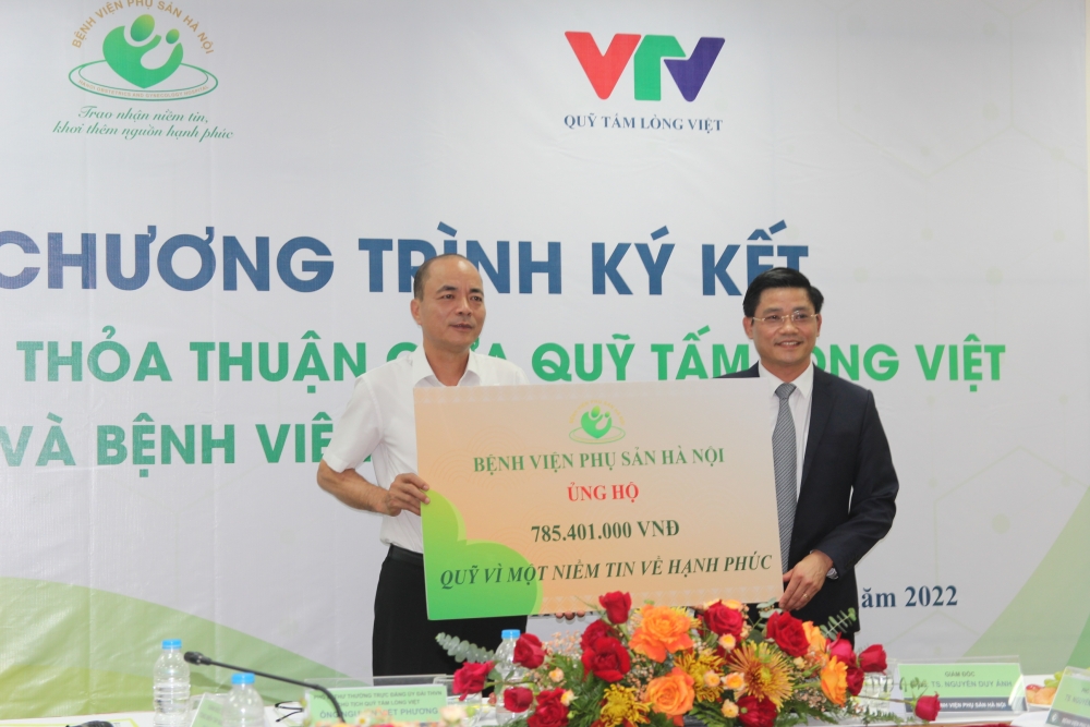 Bệnh viện Phụ Sản Hà Nội và Quỹ Tấm lòng Việt ký kết dự án 
