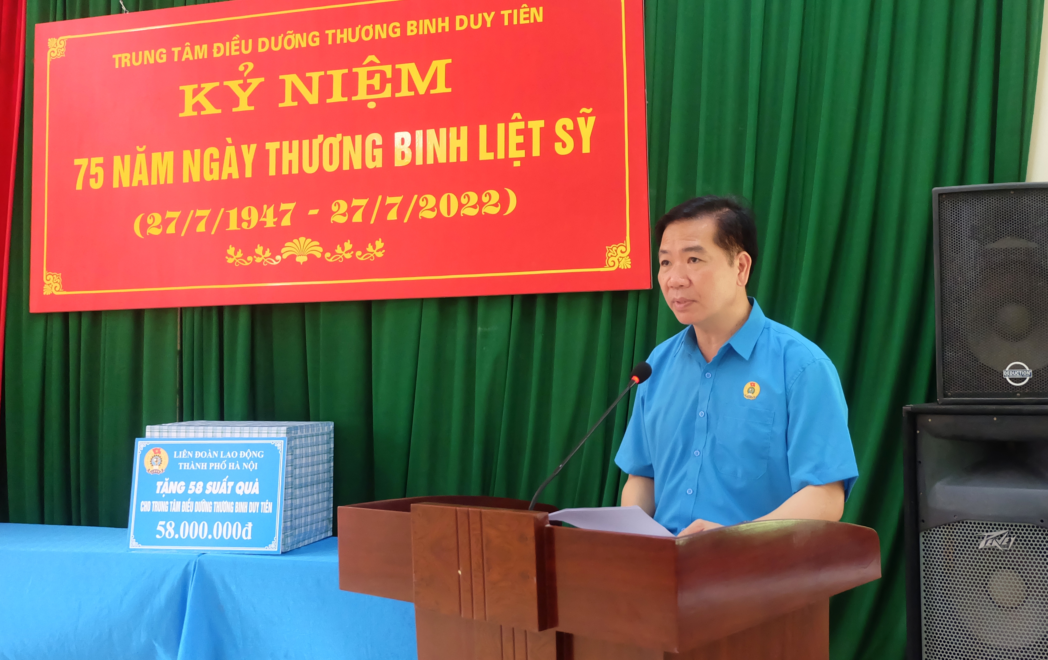 Lãnh đạo LĐLĐ thành phố Hà Nội thăm, tặng quà tại Trung tâm điều dưỡng Thương binh Duy Tiên