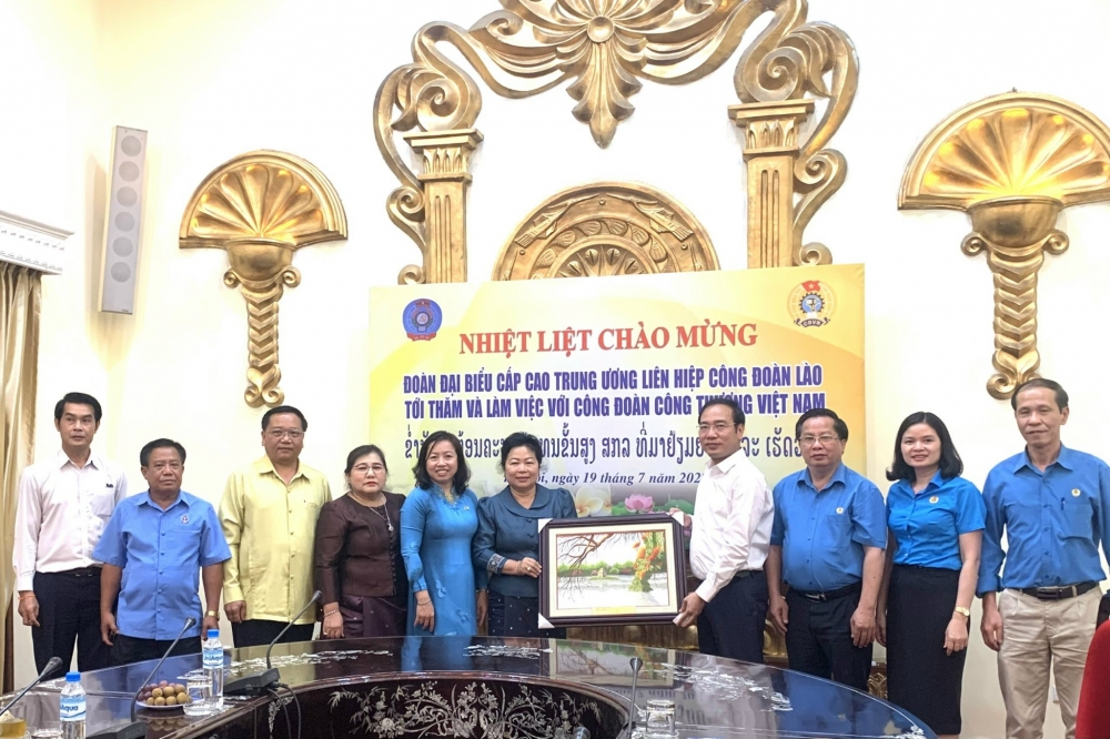 Công đoàn Lào - Công đoàn Công Thương Việt Nam: Đẩy mạnh hợp tác trong đào tạo cán bộ Công đoàn