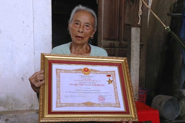 Hà Tĩnh: Công nhận 'Mẹ Việt Nam Anh hùng' cho mẹ Lê Thị Đức đã mất 56 năm