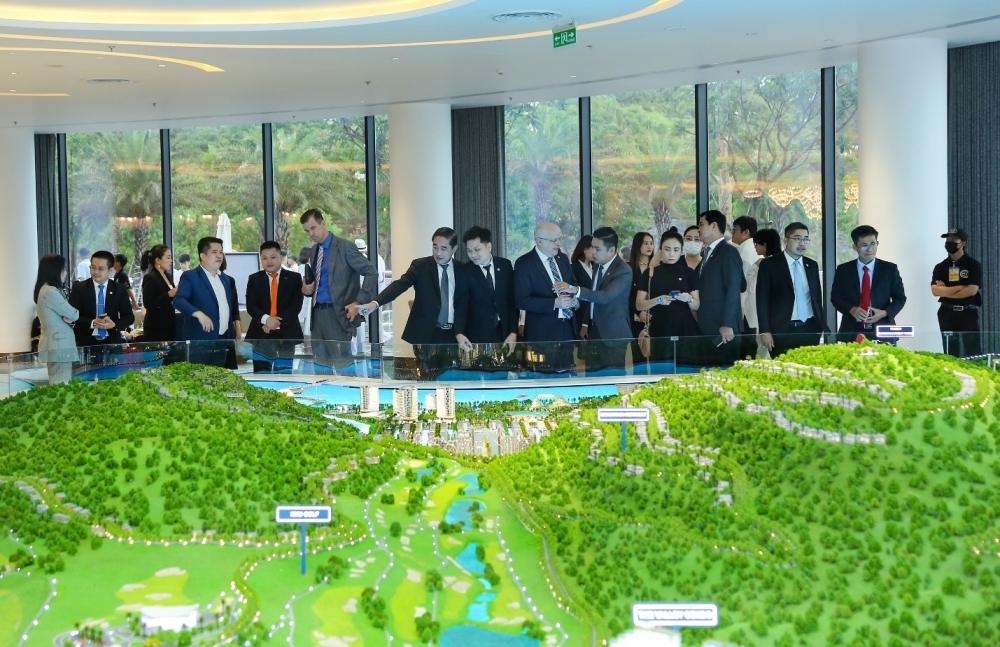 Tập đoàn Hưng Thịnh hợp tác chiến lược với KONE Việt Nam kiến tạo các khu đô thị thông minh và bền vững