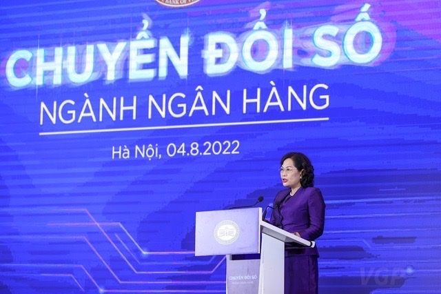 Thủ tướng Chính phủ Phạm Minh Chính dự Hội nghị Chuyển đổi số ngành Ngân hàng