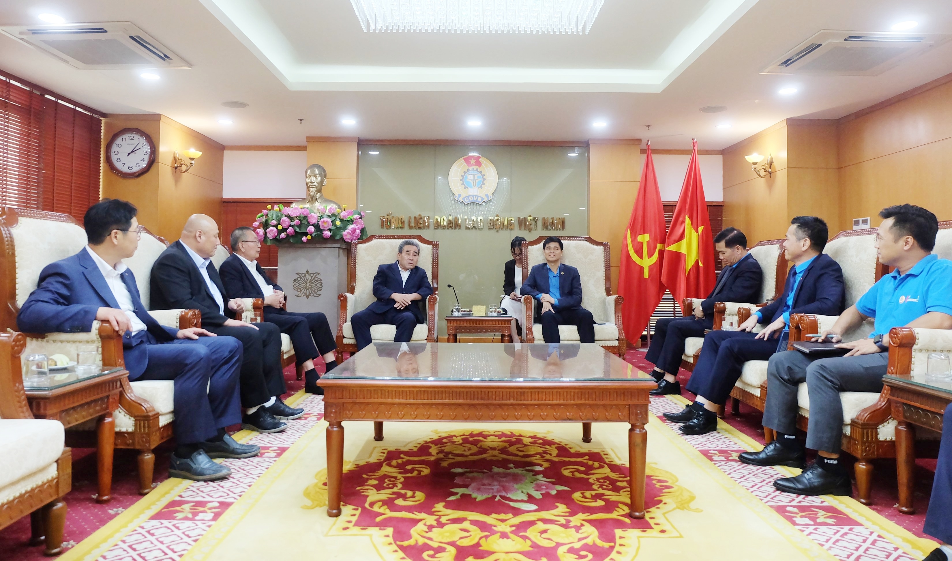 Lãnh đạo Tổng Liên đoàn Lao động Việt Nam tiếp xã giao Đoàn đại biểu cấp cao Liên hiệp Công đoàn thành phố Seoul