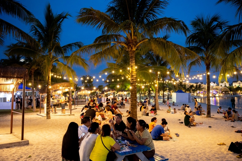 Vinhomes hiện thực hóa “mùa hè mơ ước” với chuỗi lễ hội biển hoành tráng