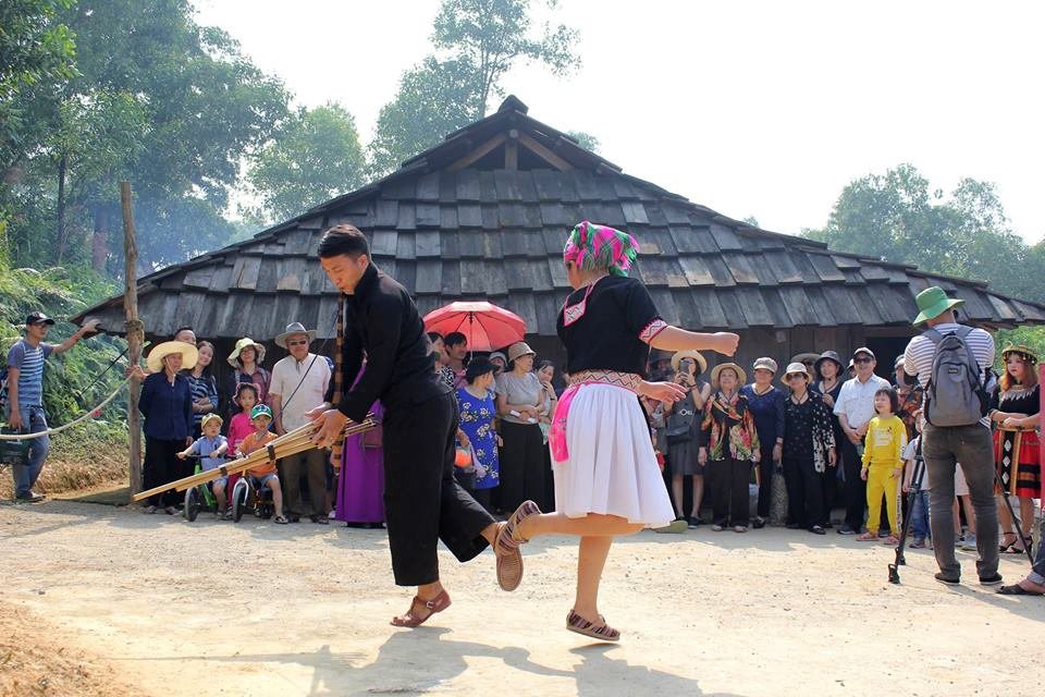 Hiện tượng “lệch chuẩn” văn hóa: Nỗi trăn trở và lời giải đáp