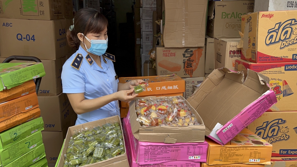Hà Nội: Thu giữ gần 11.000 chiếc bánh trung thu không rõ nguồn gốc xuất xứ