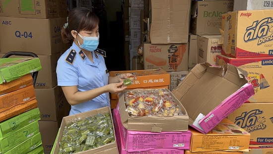 Hà Nội: Đảm bảo an toàn thực phẩm thị trường bánh trung thu