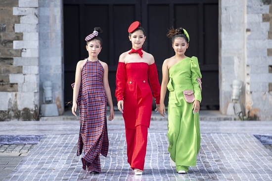Nhà thiết kế Phương Hồ tung bộ sưu tập áo dài thu đông cá tính
