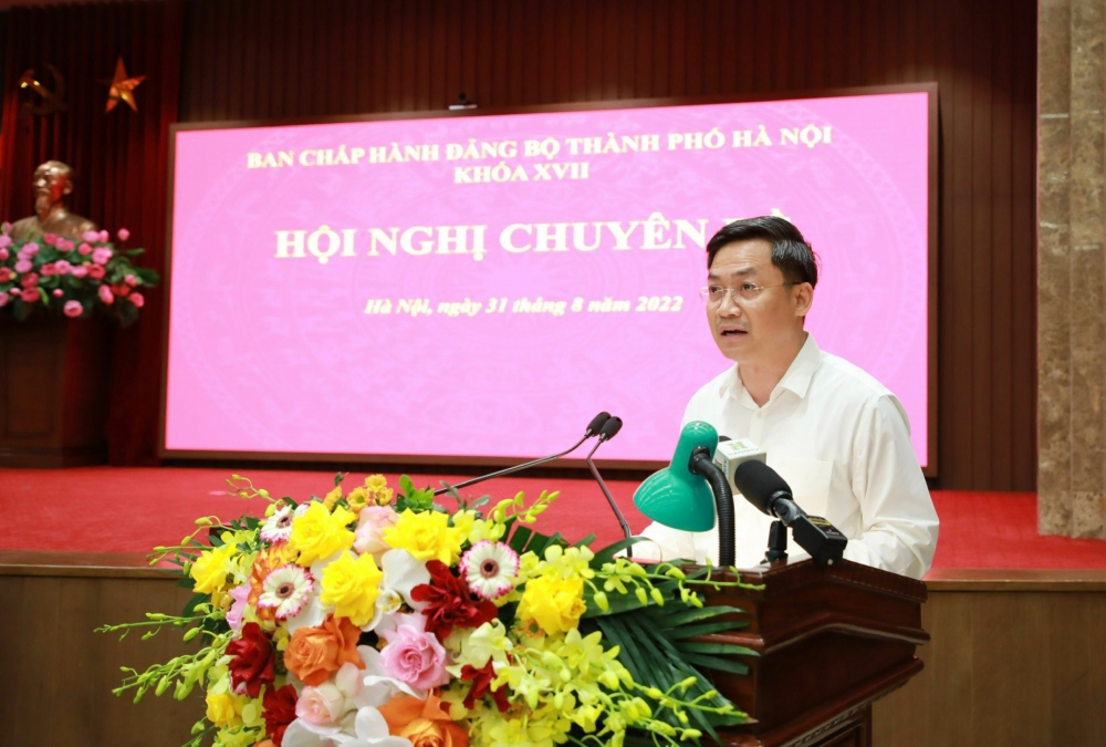Hà Nội: Phân cấp, ủy quyền gắn với cải cách thủ tục hành chính
