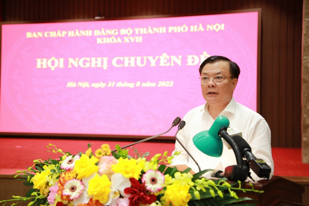 Hà Nội: Phân cấp, ủy quyền gắn với cải cách thủ tục hành chính