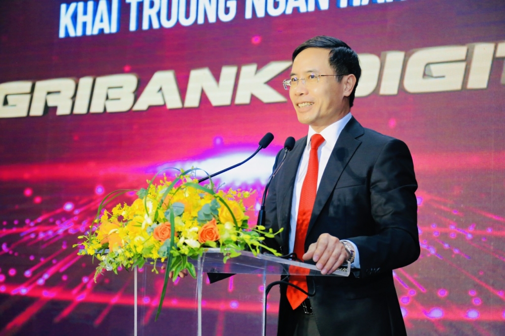 Chủ tịch HĐTV Agribank Phạm Đức Ấn phát biểu tại buổi lễ