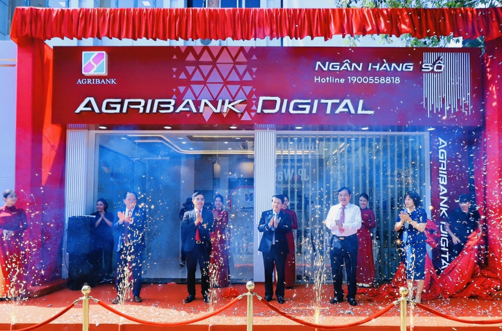 Ngân hàng số Agribank Digital cung cấp đầy đủ các dịch vụ ngân hàng với phương châm 
