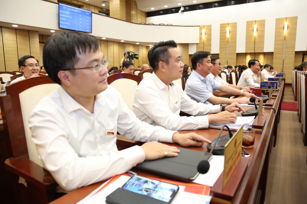Thành phố Hà Nội tiếp tục hỗ trợ 50% học phí cho cả năm học 2022-2023