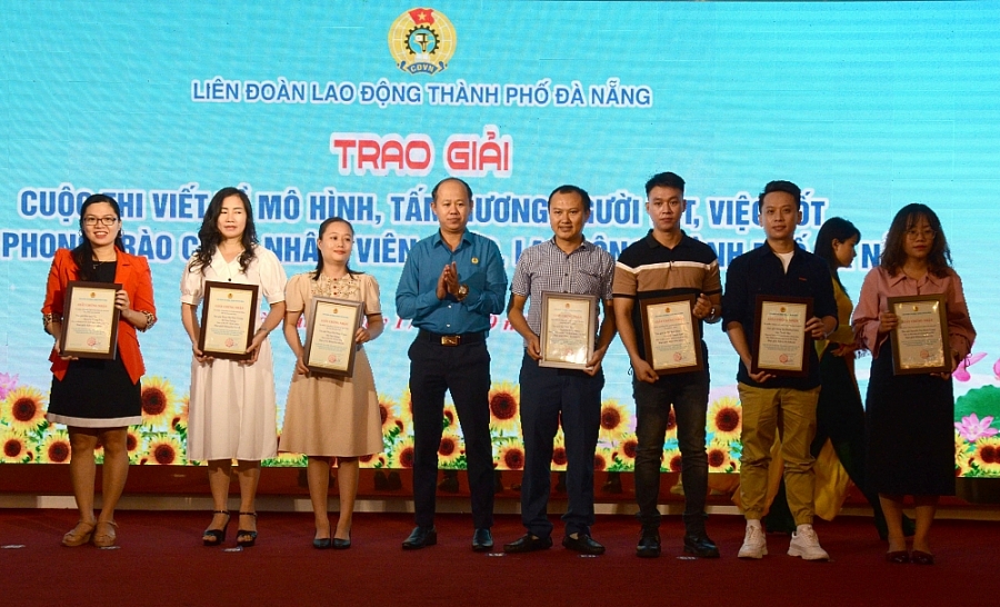Đà Nẵng: Trao giải cuộc thi viết về gương người tốt, việc tốt trong CNVCLĐ