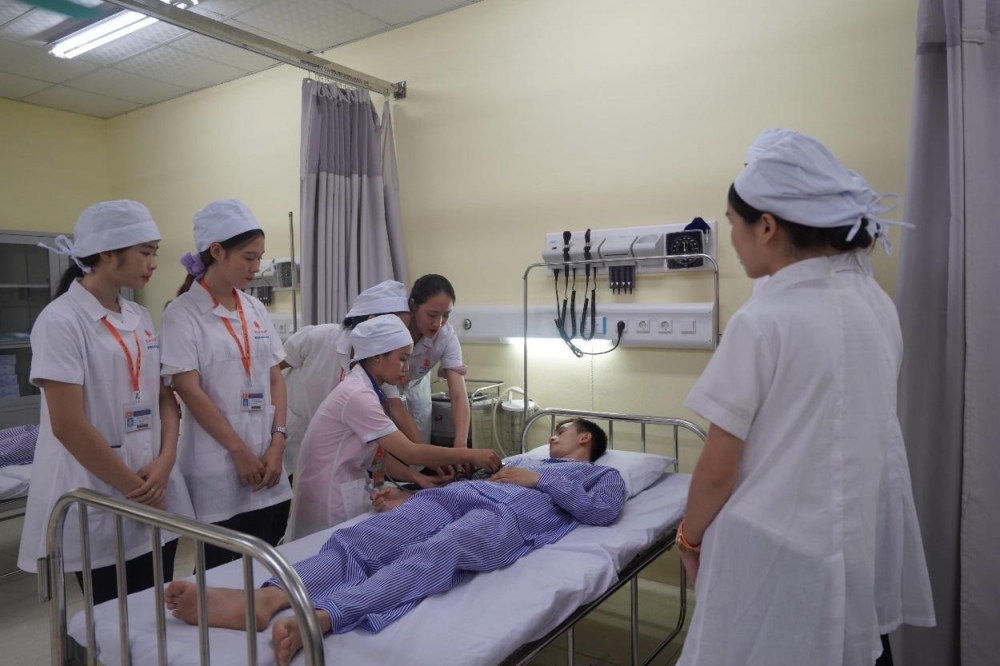 TP.HCM đối mặt nguy cơ thiếu hụt điều dưỡng tại các bệnh viện công lập
