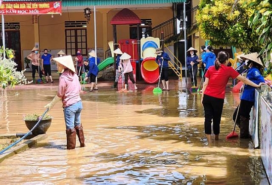 Hà Tĩnh: Công đoàn các trường học nỗ lực phối hợp khắc phục hậu quả sau lũ lụt