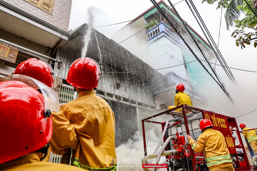 Nhân rộng sáng kiến xe chữa cháy lưu động tại làng nghề huyện Thạch Thất
