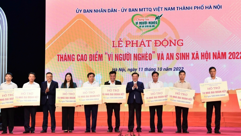 Hà Nội: Hơn 30 tỷ đồng ủng hộ Quỹ “Vì người nghèo” và an sinh xã hội năm 2022