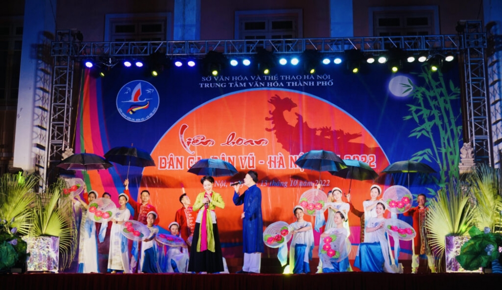Phát huy nghệ thuật dân gian truyền thống qua Liên hoan Dân ca, dân vũ - Hà Nội năm 2022