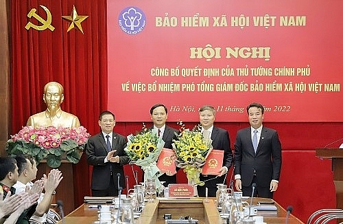 Trao quyết định bổ nhiệm hai Phó Tổng Giám đốc Bảo hiểm xã hội Việt Nam