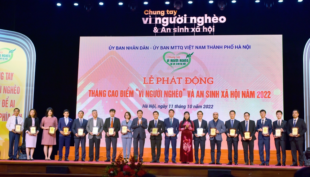 Geleximco ủng hộ 500 triệu đồng cho Quỹ “Vì người nghèo” thành phố Hà Nội